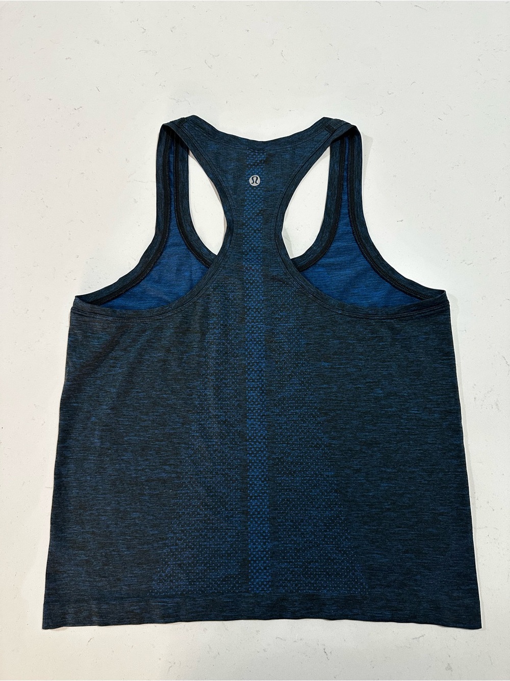 Lululemon Swiftly Tech Racerback - Size 8 - Picture 4 of 6